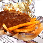 Pink's Hot Dogs - Chili Fries