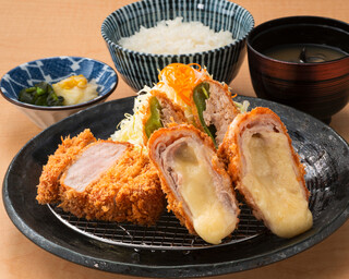 h Tonkatsu Kagurazaka Sakura - 