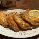 厳選肉と炭火Dining 肉ドシ 居酒屋 - 