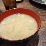 とんかつ檍のカレー屋 いっぺこっぺ 門前仲町店 - 豚汁も具沢山