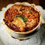 Gourmands - ジビエのオニオングラタンスープ