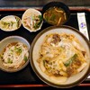 Okonomiyaki Souya - 令和5年12月
                ランチタイム(11:30〜14:30)
                日替わり定食 税込800円
                他人丼、ミニソーメン、小鉢、漬けもの、みそ汁、食後のミニアイスコーヒー