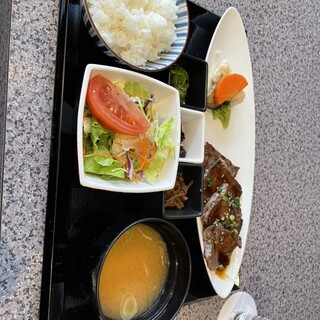 サロン・ドゥ・カフェ_1