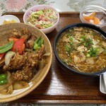 中国料理 頤和園 - 唐揚げ丼セット