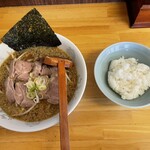 環七らーめん一天 - 味噌チャーシュー麺&半ライス　2023.12.19 Tue.