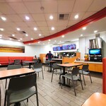 Yoshinoya - Interior