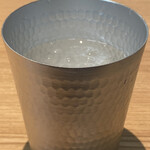 ラーメン 野良裏家 - 水（器がイイ）