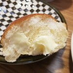 キッチン ブルー グローブ - 最後のロールパン