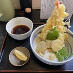 本格手打ちうどん とも作 - 