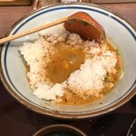 香川 一福 - 汁なし坦々うどんに追い飯で2度楽しめる。
