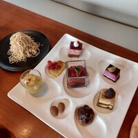 XEX TOKYO / Salvatore Cuomo Bros. - 