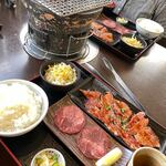 Binchoutan Yakiniku Tenten - 