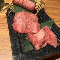 中目黒焼肉 登牛門 - 