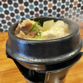 Daily hot pot that you can enjoy all year round ◎The taste changes depending on your mood that day