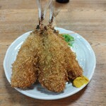 大衆割烹 出羽 - アジフライ1100円