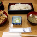Toyama Hakobune - 白えび天丼と氷見うどん　1580円税込