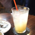 イリヤプラスカフェ - アイスジンジャー・ハニー　680円