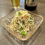 四川 郷土菜 シャンバァロウ - 布豆腐の和物 680円