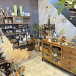 k.r.t.design cafe - 