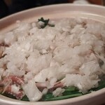 串駒 - 鬼おろしたっぷりのいしりみぞれ鍋　女将に指導してもらいながら作成