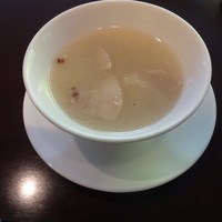 中国料理 四川 - 蘿蔔連鍋湯（大根と豚肉の山椒風味白湯スープ）