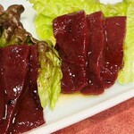 焼肉大将 - 料理写真:上レバー　　アレですよアレ！　さっと炙って胡麻油で食べれるやつ！　　byまみこまみこ