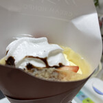 クリーム本舗 - 料理写真:いちごチョコカスタードクレープ（¥600）