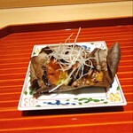 赤坂 剱持 - サワラの朴葉味噌焼き