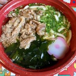 グリーンカウンター - 肉うどん900円！