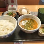 なか卯 - こだわり卵朝食（ご飯大盛）とん汁変更、鶏小鉢