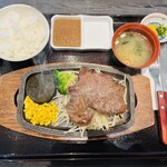 肉のレストラン 中津留 - メニュー:黒毛和牛ロースステーキセット ¥2,980(税込)