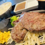 Nikunoresutoran Nakatsuru - メニュー:黒毛和牛ロースステーキセット ¥2,980(税込)