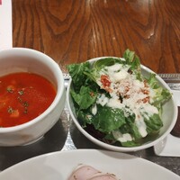 トラディシオン 日本橋 - シーザーサラダも優しい味