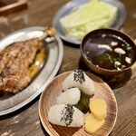 骨付鳥 一鶴 - いただきます。