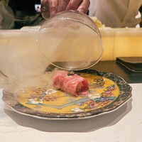 鮨 やまけん 銀座店 - スモークの演出が楽しい！！