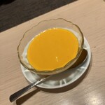 Restaurant 由 - 固めないマンゴープリン