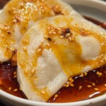 七席中華 コバコ - よだれ鶏のタレをたっぷりかけて