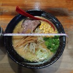 Menya Mujaki - 味噌ラーメン_900円　丼の直径22cm