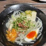 黒毛和牛焼肉 白か黒 - 