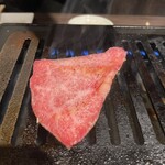 黒毛和牛焼肉 白か黒 - 