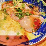 路地裏チャイニーズ 有馬 - カンパチマーラーソース