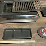 黒毛和牛焼肉 白か黒 - 