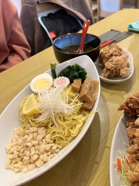 すぅーさん すぅーさん家を『唐揚げ屋さん🐔』『お弁当屋さん🍱』と思われる方が