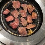 焼肉食べ放題 ぷるぷるホルモン - 