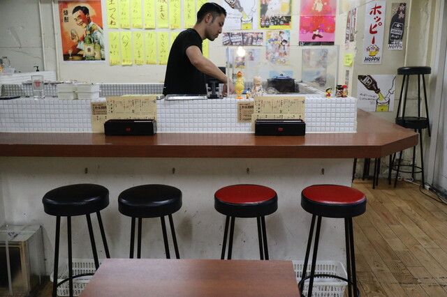 座席 : 大衆酒場2.0とぽす （【旧店名】大衆食堂2.0 とぽす） - 桜木町