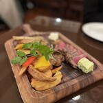 フィネガンズ・バー＆グリル - 