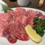 飛騨牛と牛ホルモン焼き肉居酒屋 飛騨ホルモン - 