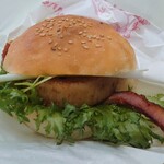 パン工房 クーロンヌ - 料理写真:れんこんバーガー