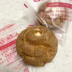 松華堂 - 料理写真:シュークリームの日で、180円→150円！