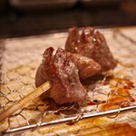 焼き鳥 茂 東桜 - 塩味がとにかく美味しい